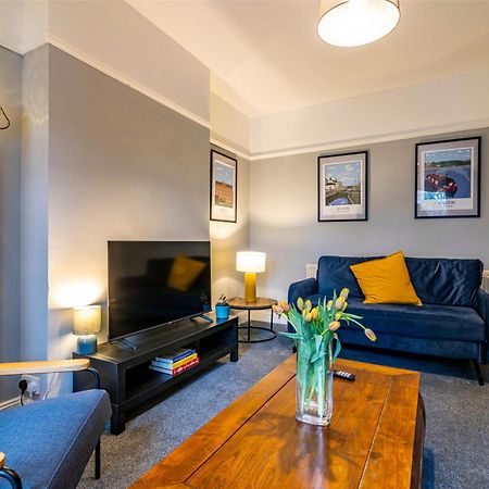 Lovely 4Bdr Home- Off Street Parking Sleeps 7 Nottingham Exterior foto