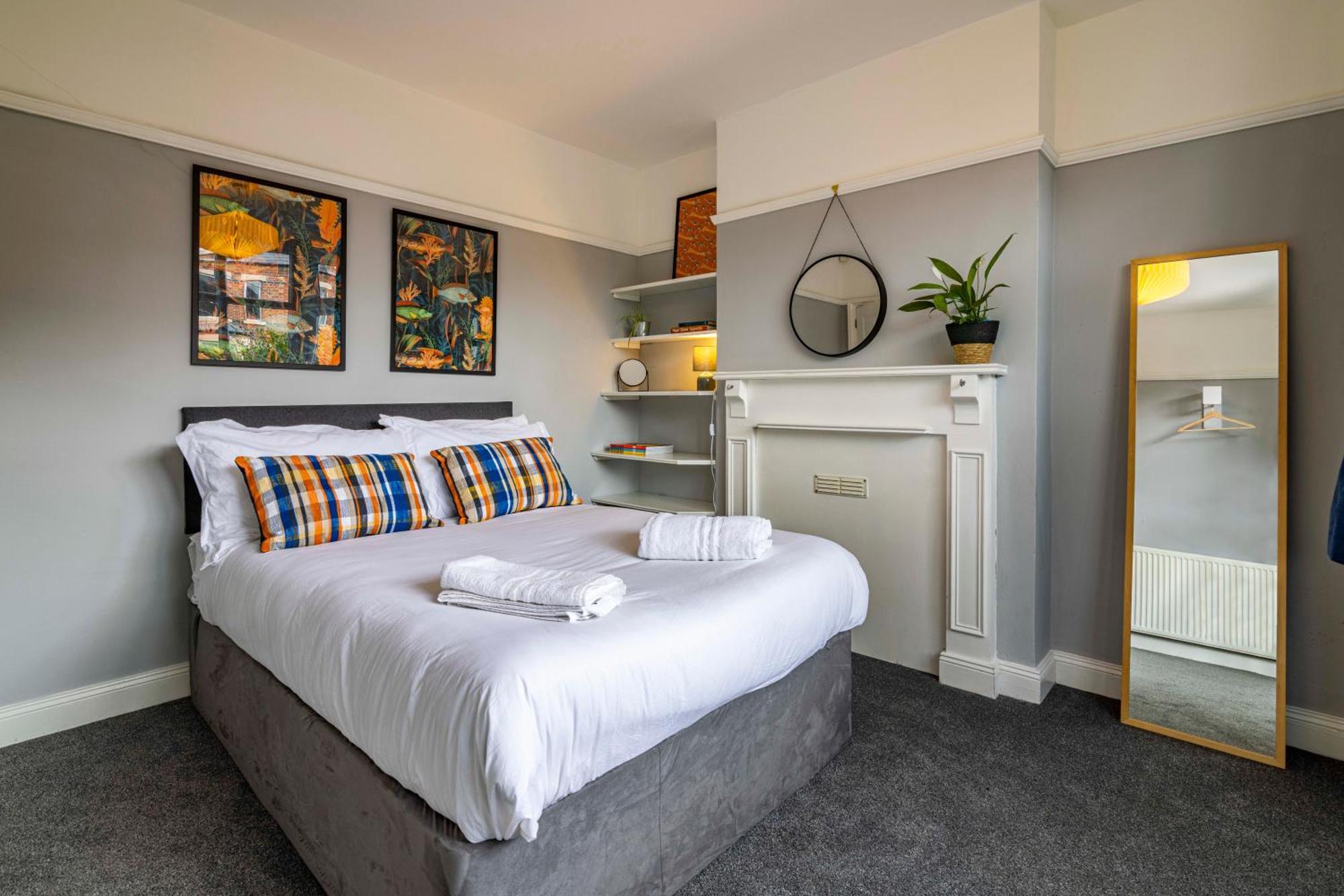 Lovely 4Bdr Home- Off Street Parking Sleeps 7 Nottingham Exterior foto